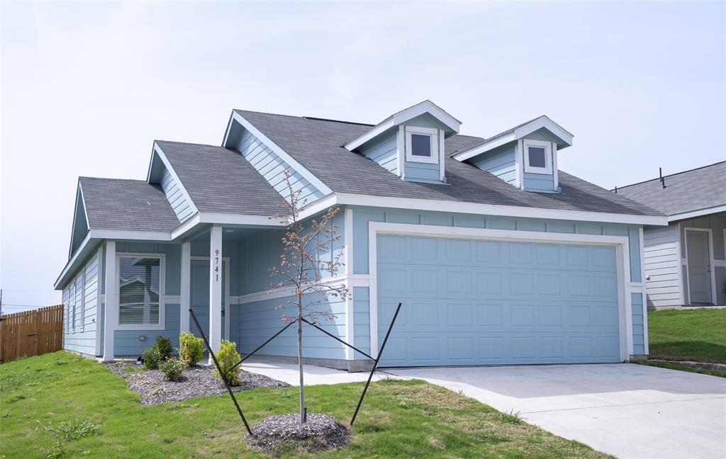 9741 Platteview Road Fort Worth, TX 76179 - Photo 2 of 33