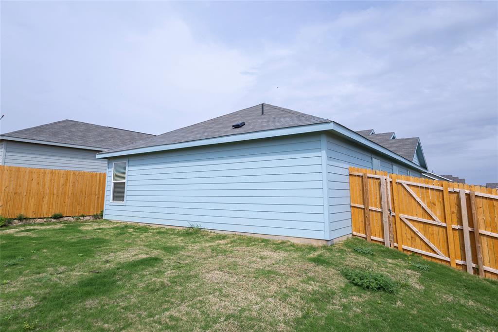 9741 Platteview Road Fort Worth, TX 76179 - Photo 22 of 33