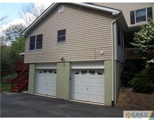 293 Millstone Road Millstone Township, NJ 08535 - Photo 7 of 19 Gallery Image 7