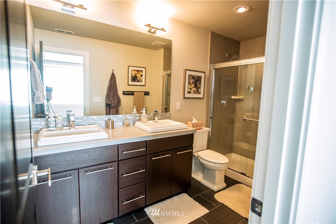 18009 33rd Drive Southeast Bothell, WA 98012 - Photo 10 of 16 Gallery Image 10