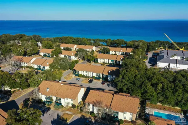 $175,000 | 2299 Scenic Highway, Unit R10, Pensacola, FL 32503