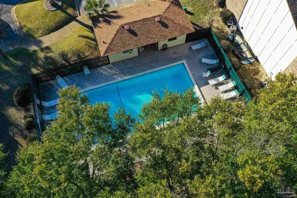 $175,000 | 2299 Scenic Highway, Unit R10, Pensacola, FL 32503