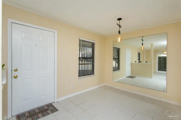 $175,000 | 2299 Scenic Highway, Unit R10, Pensacola, FL 32503