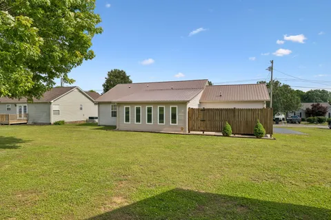 $349,000 | 537 Winning Drive, Columbia, TN 38401