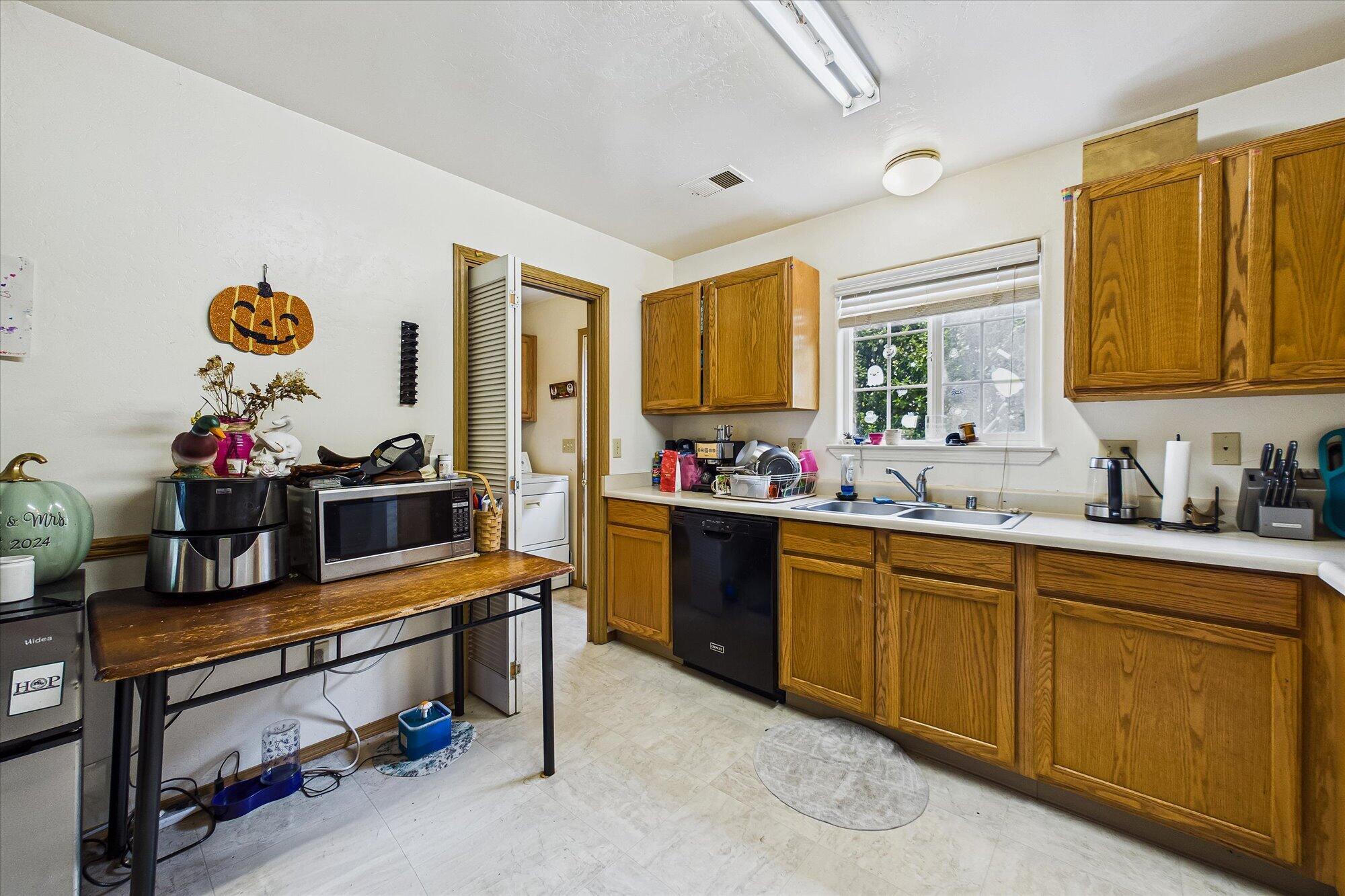 825 12th Street Arcata, CA 95521 - Photo 30 of 62