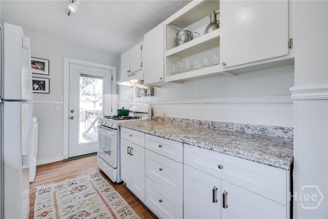 2130 Hanson Street Savannah, GA 31404 - Photo 13 of 31