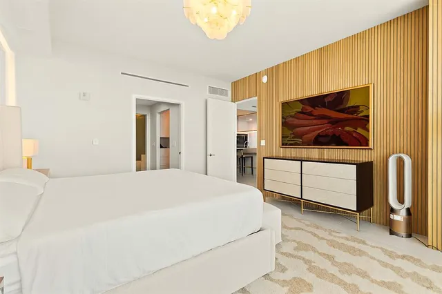 $18,000 | 900 North Ocean Boulevard, Unit LPH05, Pompano Beach, FL 33062