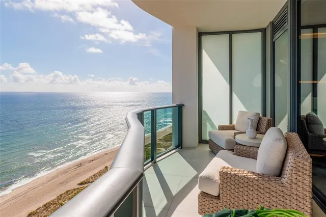 $18,000 | 900 North Ocean Boulevard, Unit LPH05, Pompano Beach, FL 33062