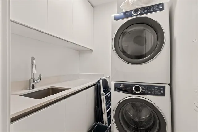 $18,000 | 900 North Ocean Boulevard, Unit LPH05, Pompano Beach, FL 33062