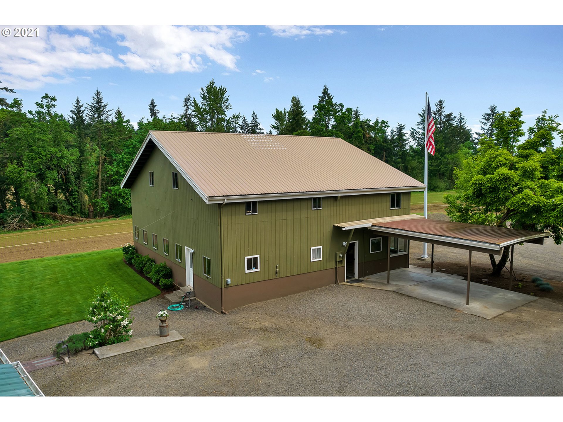 9603 Yergen Road Northeast Aurora, OR 97002 - Photo 20 of 32 Gallery Image 20