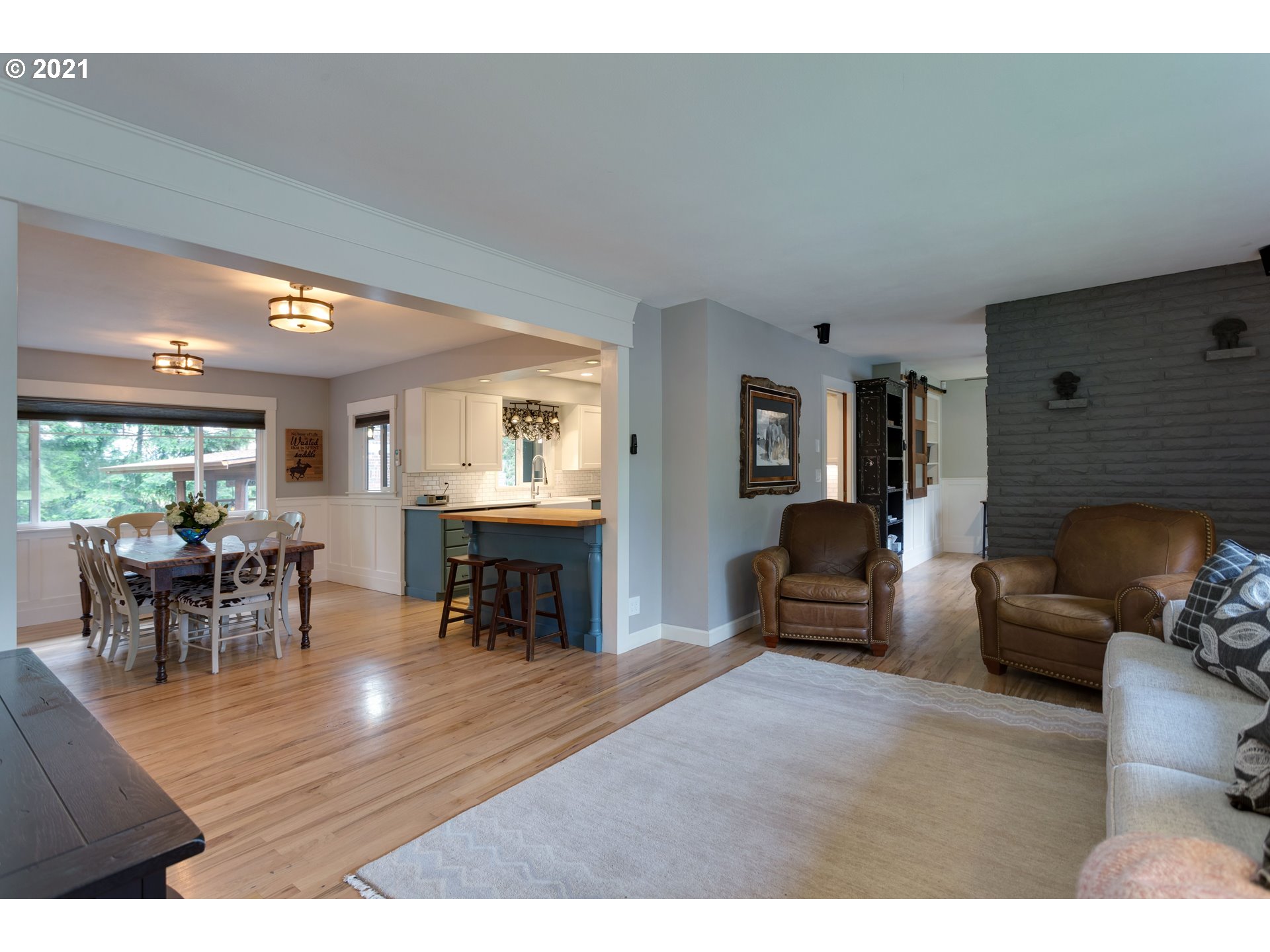 9603 Yergen Road Northeast Aurora, OR 97002 - Photo 4 of 32 Gallery Image 4