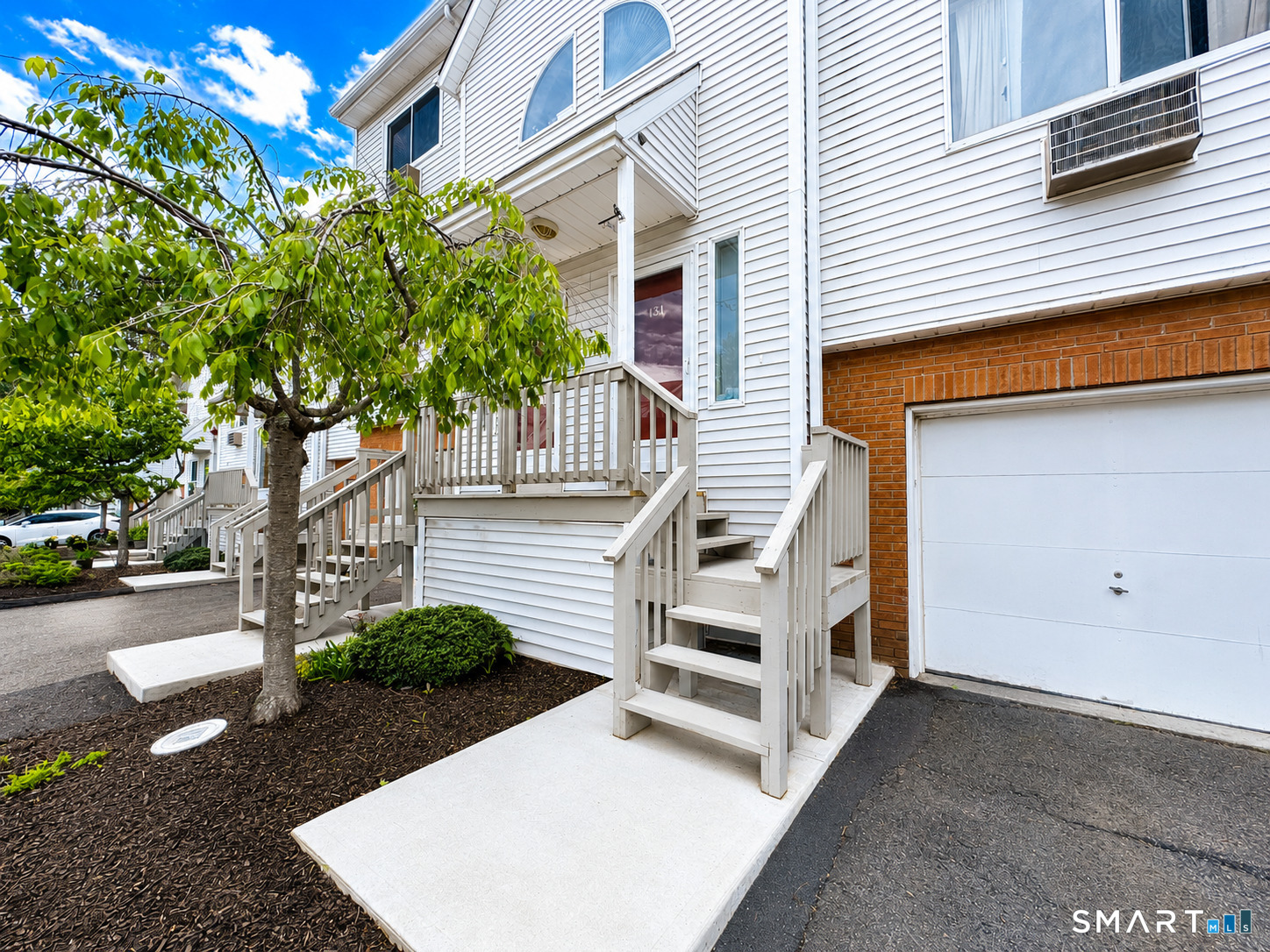925 Oronoke Road, Unit 13J Waterbury, CT 06708 - Photo 2 of 12 Gallery Image 2