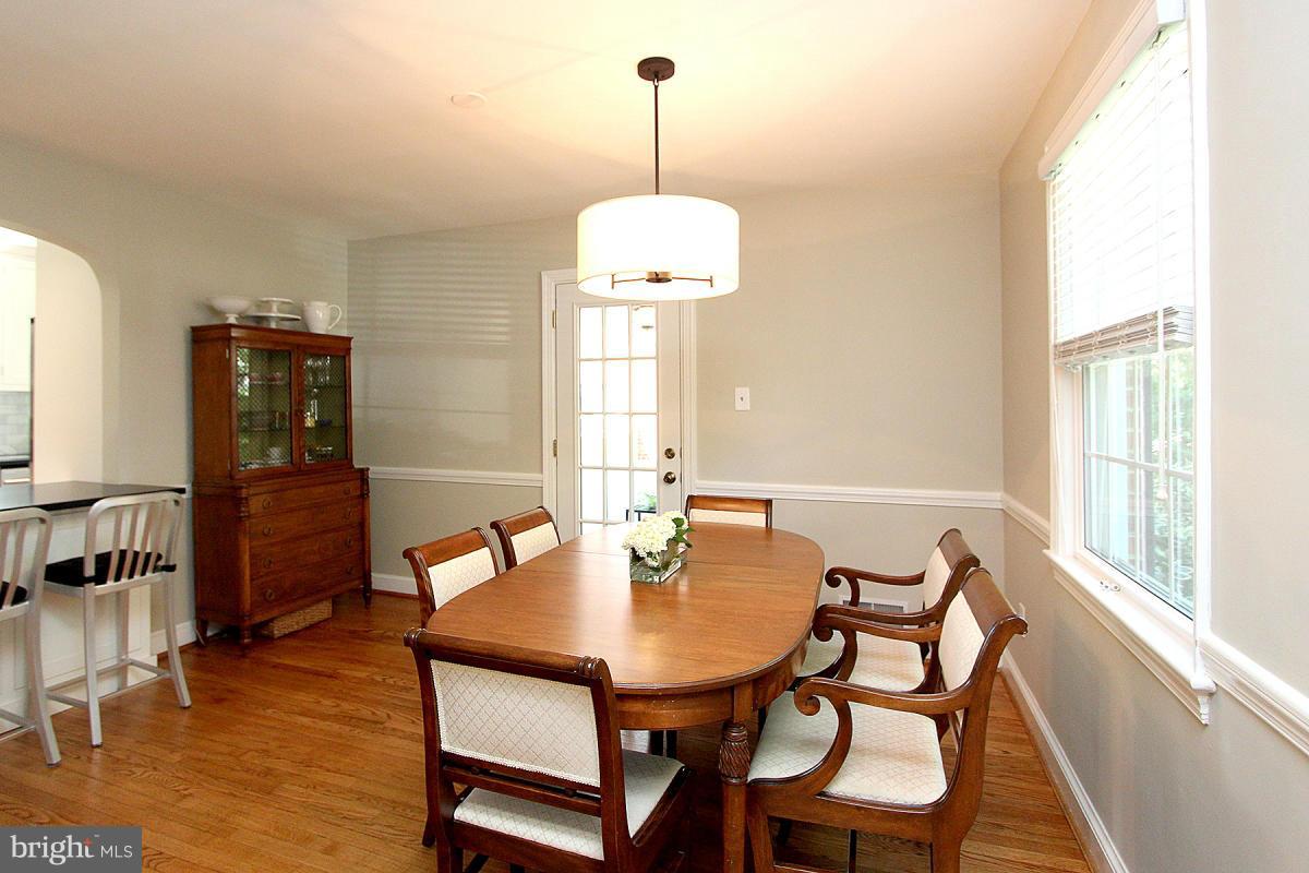 9615 Evergreen Street Silver Spring, MD 20901 - Photo 14 of 30 Dining Room