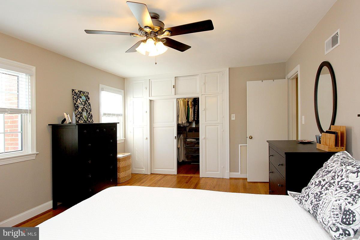 9615 Evergreen Street Silver Spring, MD 20901 - Photo 21 of 30 Bedroom (Master)