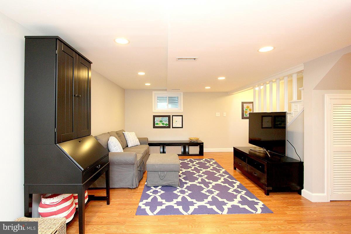 9615 Evergreen Street Silver Spring, MD 20901 - Photo 23 of 30 Basement