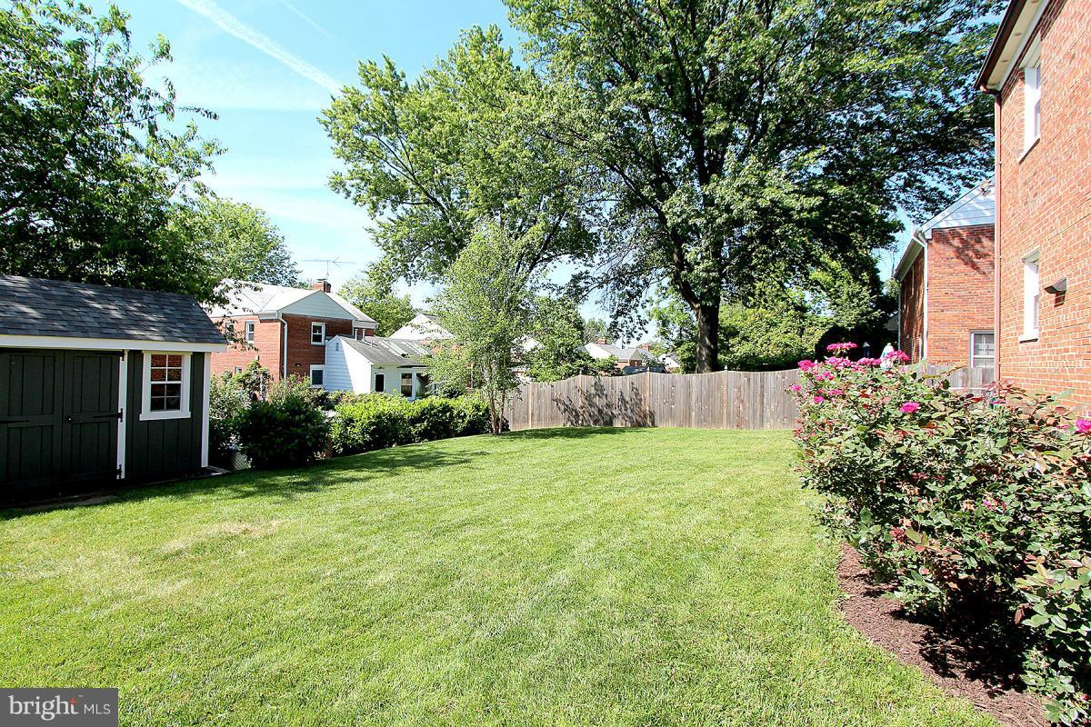 9615 Evergreen Street Silver Spring, MD 20901 - Photo 29 of 30 Exterior (Rear)