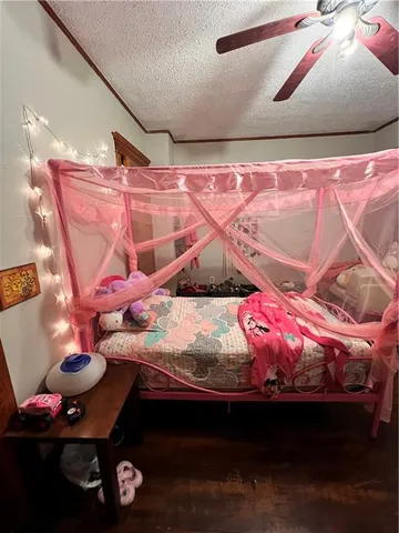 $112,500 | 902 Illinois Street, Neodesha, KS 66757