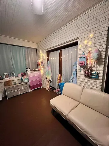 $112,500 | 902 Illinois Street, Neodesha, KS 66757