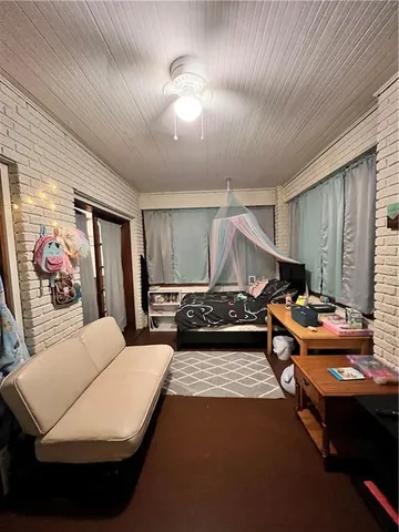 $112,500 | 902 Illinois Street, Neodesha, KS 66757