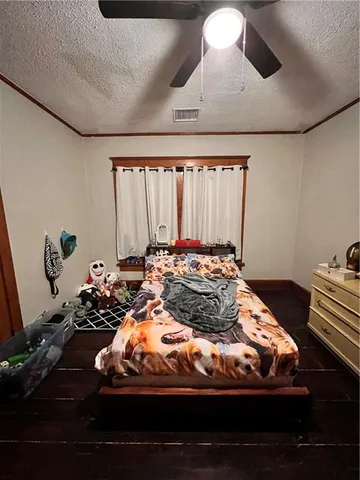 $112,500 | 902 Illinois Street, Neodesha, KS 66757