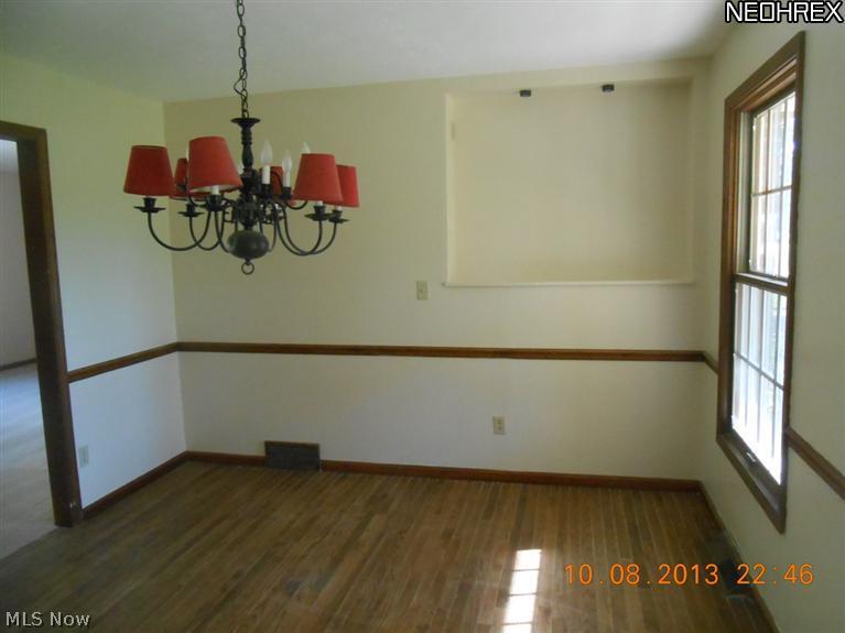 9045 Johnnycake Ridge Road Mentor, OH 44060 - Photo 3 of 7 Gallery Image 3