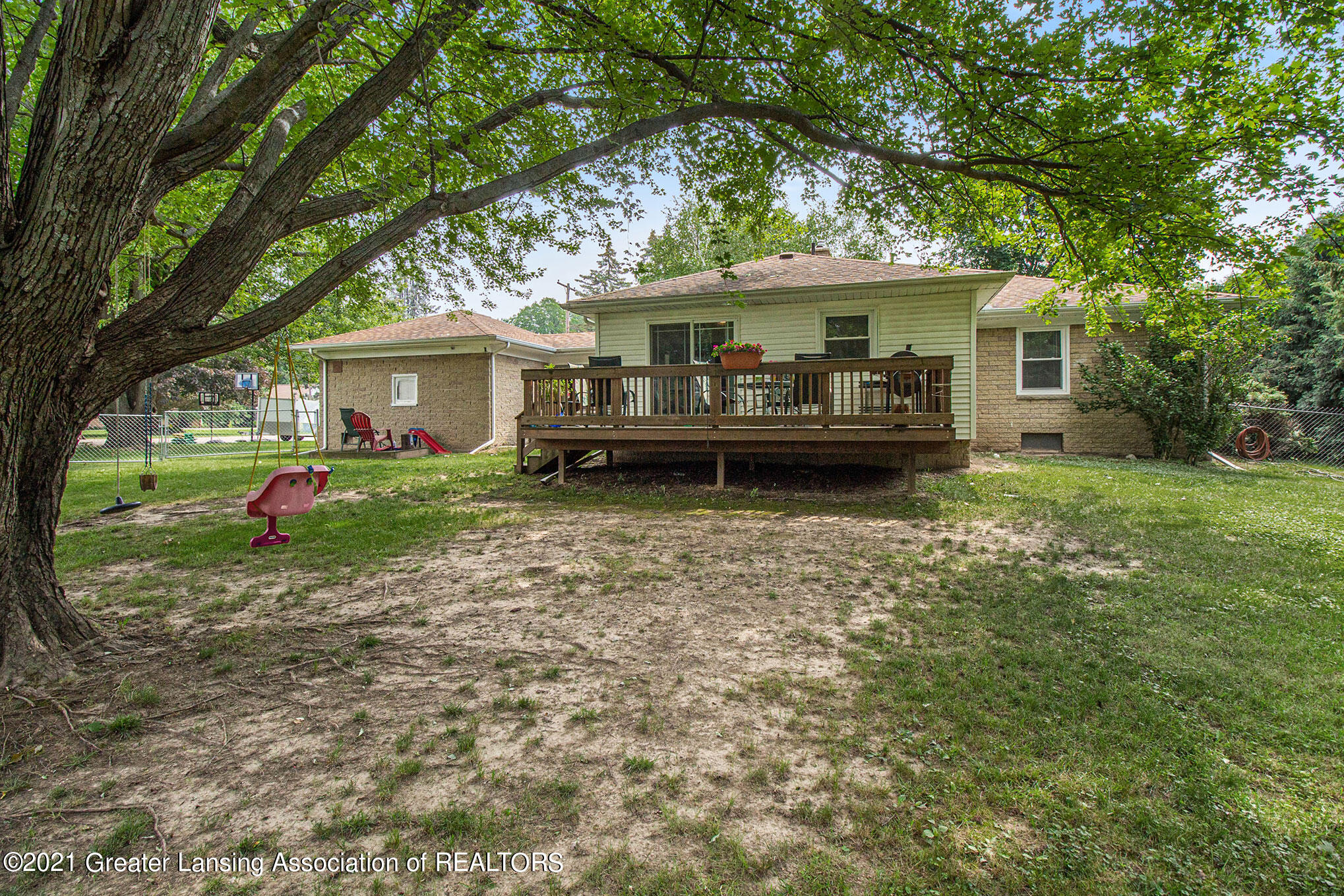 15790 Brook Road Lansing, MI 48906 - Photo 20 of 25 IMG_3552
