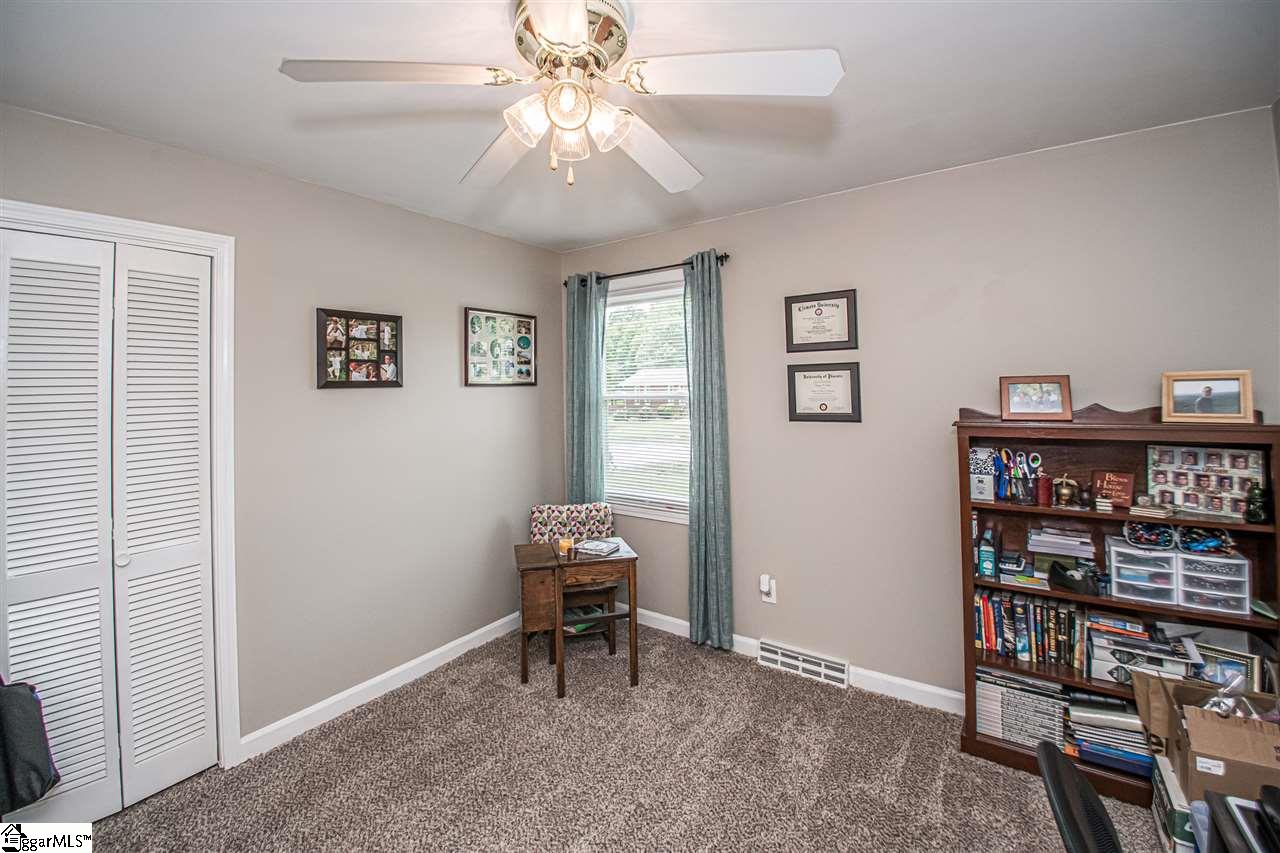 105 Nottingham Way Easley, SC 29640 - Photo 22 of 36