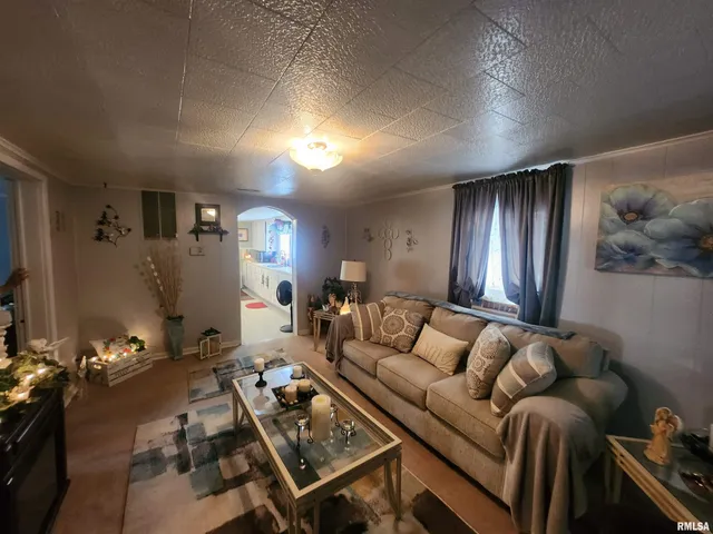 $64,900 | 118 Missouri Street, Pinckneyville, IL 62274