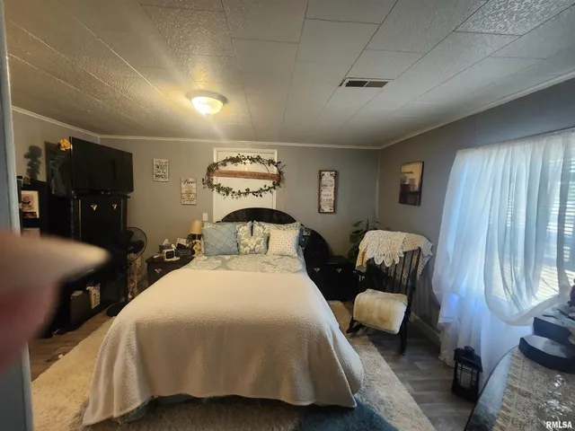 $64,900 | 118 Missouri Street, Pinckneyville, IL 62274