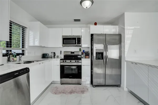 $3,150 | 1712 Northwest 76th Terrace, Unit 1712, Miami, FL 33147