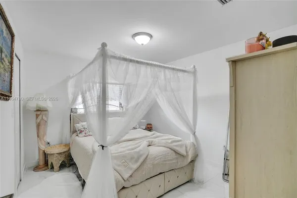 $3,150 | 1712 Northwest 76th Terrace, Unit 1712, Miami, FL 33147