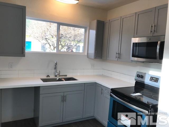 343 East 6th Street Reno, NV 89512 - Photo 4 of 12 Photo 4