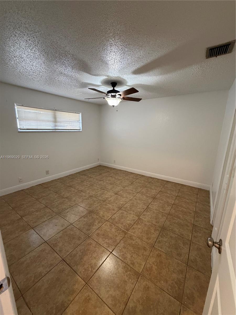 356 Southwest 2nd Place Pompano Beach, FL 33060 - Photo 8 of 23