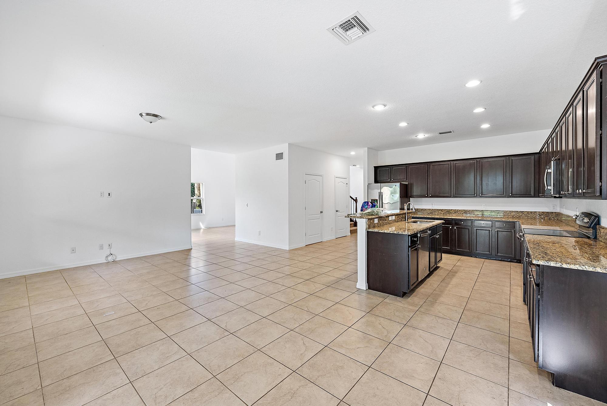 168 Rudder Cay Way Jupiter, FL 33458 - Photo 10 of 42 168 Rudder Cay Way-7