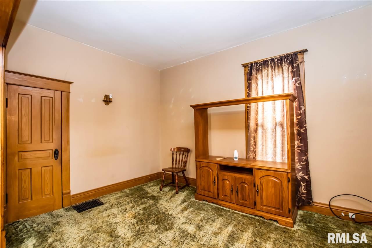 350 West Maple Street Canton, IL 61520 - Photo 14 of 27 Gallery Image 14