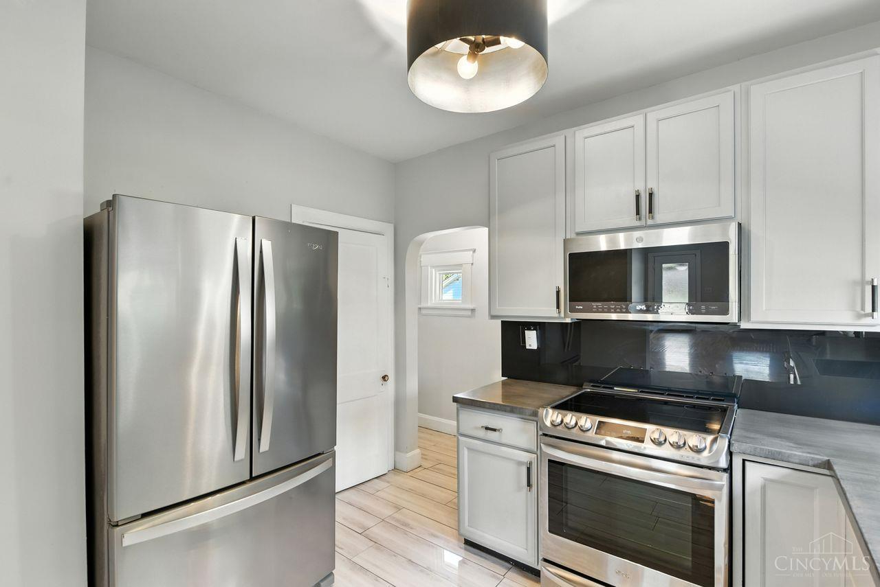 6744 Murray Road Cincinnati, OH 45227 - Photo 14 of 38 Gallery Image 14