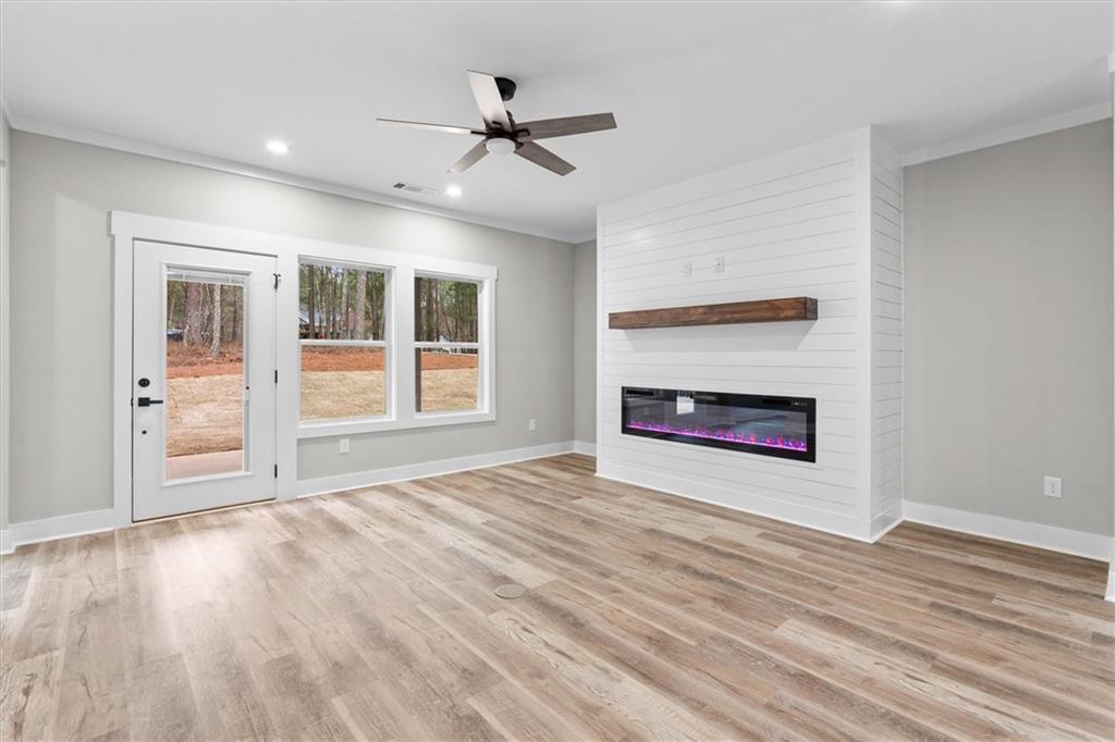 9129 Lakeview Parkway Villa Rica, GA 30180 - Photo 13 of 46