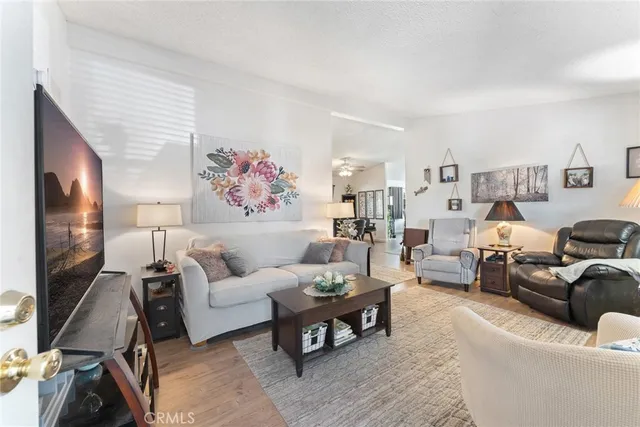 $119,900 | 530 West Devonshire Avenue, Unit 23, Hemet, CA 92543