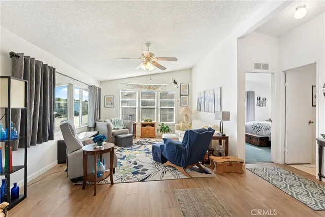 $119,900 | 530 West Devonshire Avenue, Unit 23, Hemet, CA 92543