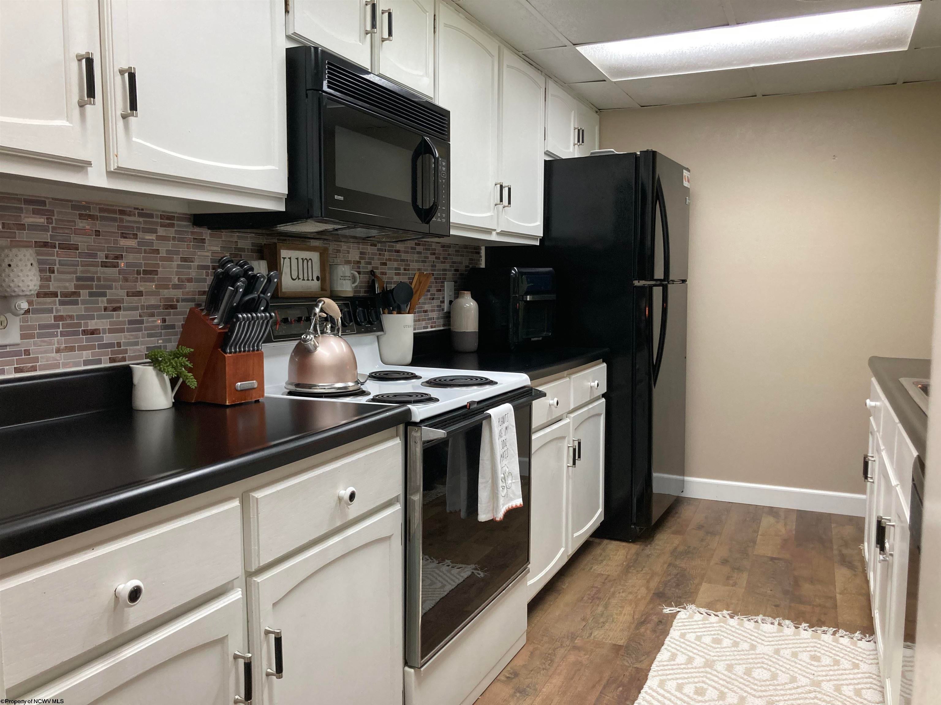 108 Pinewood Road Clarksburg, WV 26301 - Photo 8 of 14 Gallery Image 8