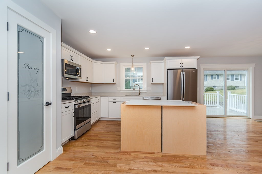 15 Brookfield Road Methuen, MA 01844 - Photo 23 of 42 Gallery Image 23