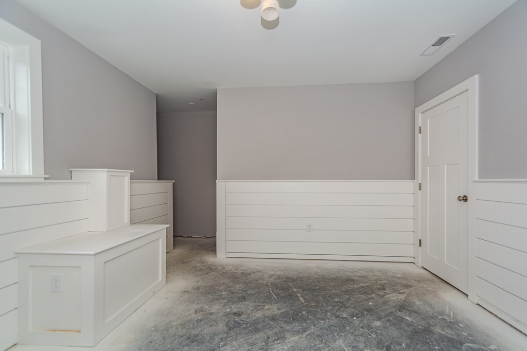 15 Brookfield Road Methuen, MA 01844 - Photo 38 of 42 Gallery Image 38