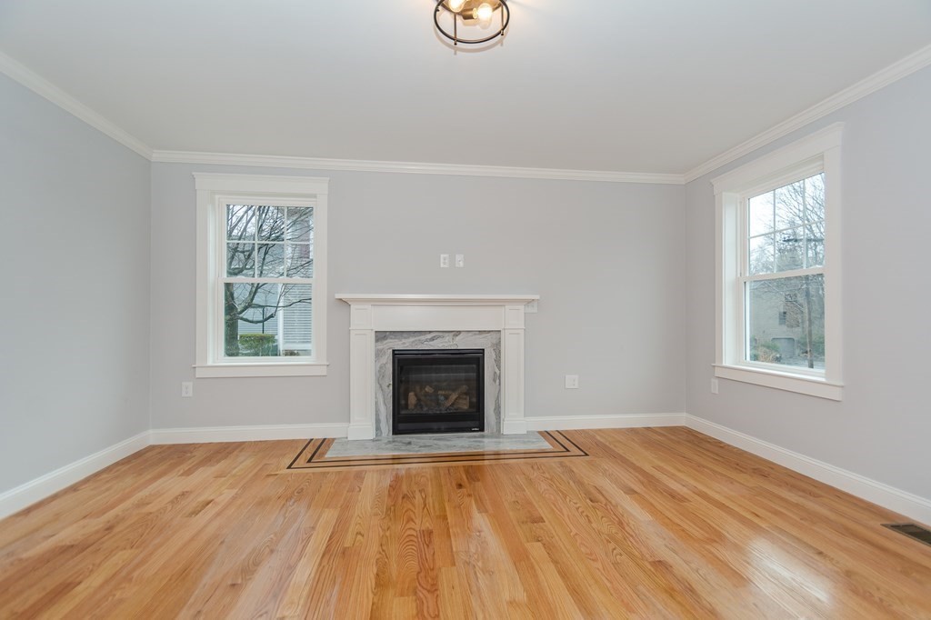 15 Brookfield Road Methuen, MA 01844 - Photo 10 of 42 Gallery Image 10