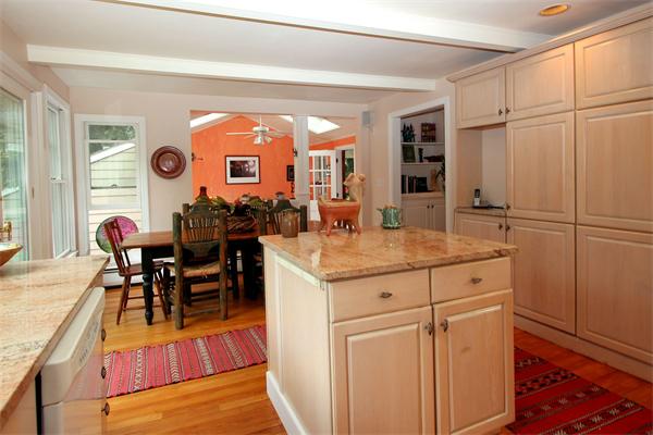 52 Moore Road Wayland, MA 01778 - Photo 8 of 27