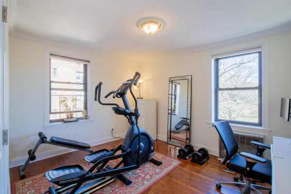 $559,000 | 4523 Broadway, Unit 6G | Hudson Heights