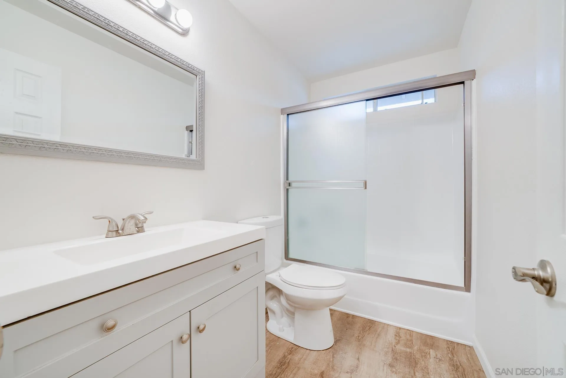 119 Smilax Road Vista, CA 92083 - Photo 22 of 36 Gallery Image 22