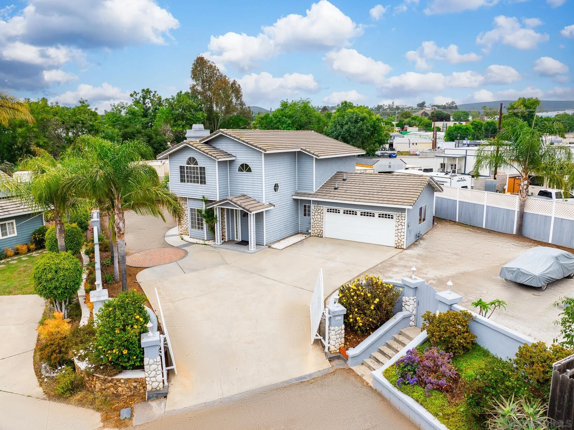 119 Smilax Road Vista, CA 92083 - Photo 23 of 36 Gallery Image 23