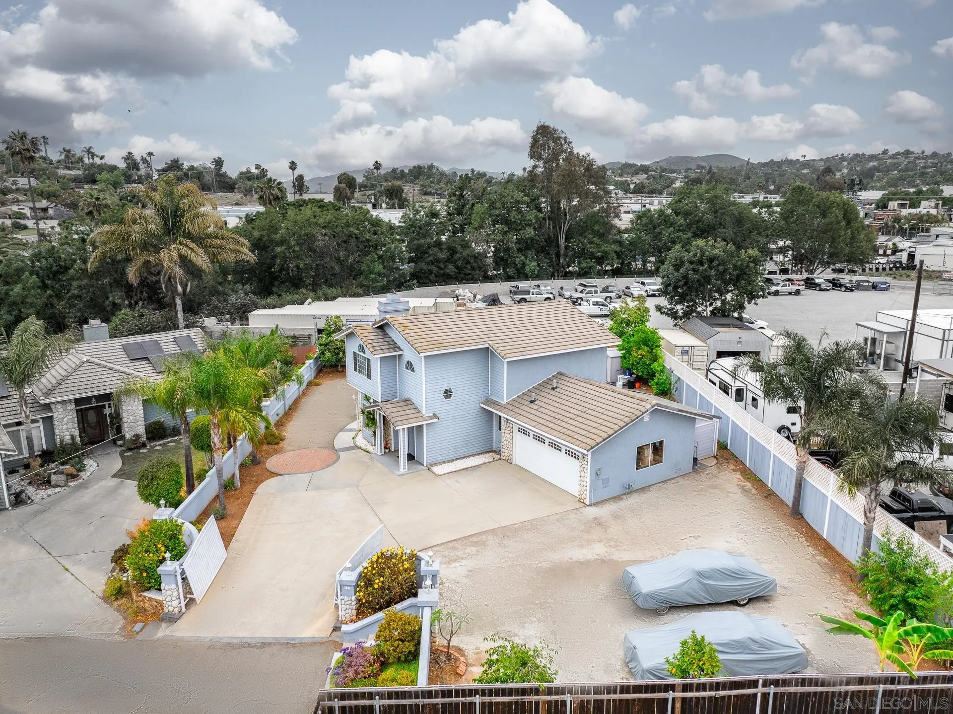 119 Smilax Road Vista, CA 92083 - Photo 27 of 36 Gallery Image 27