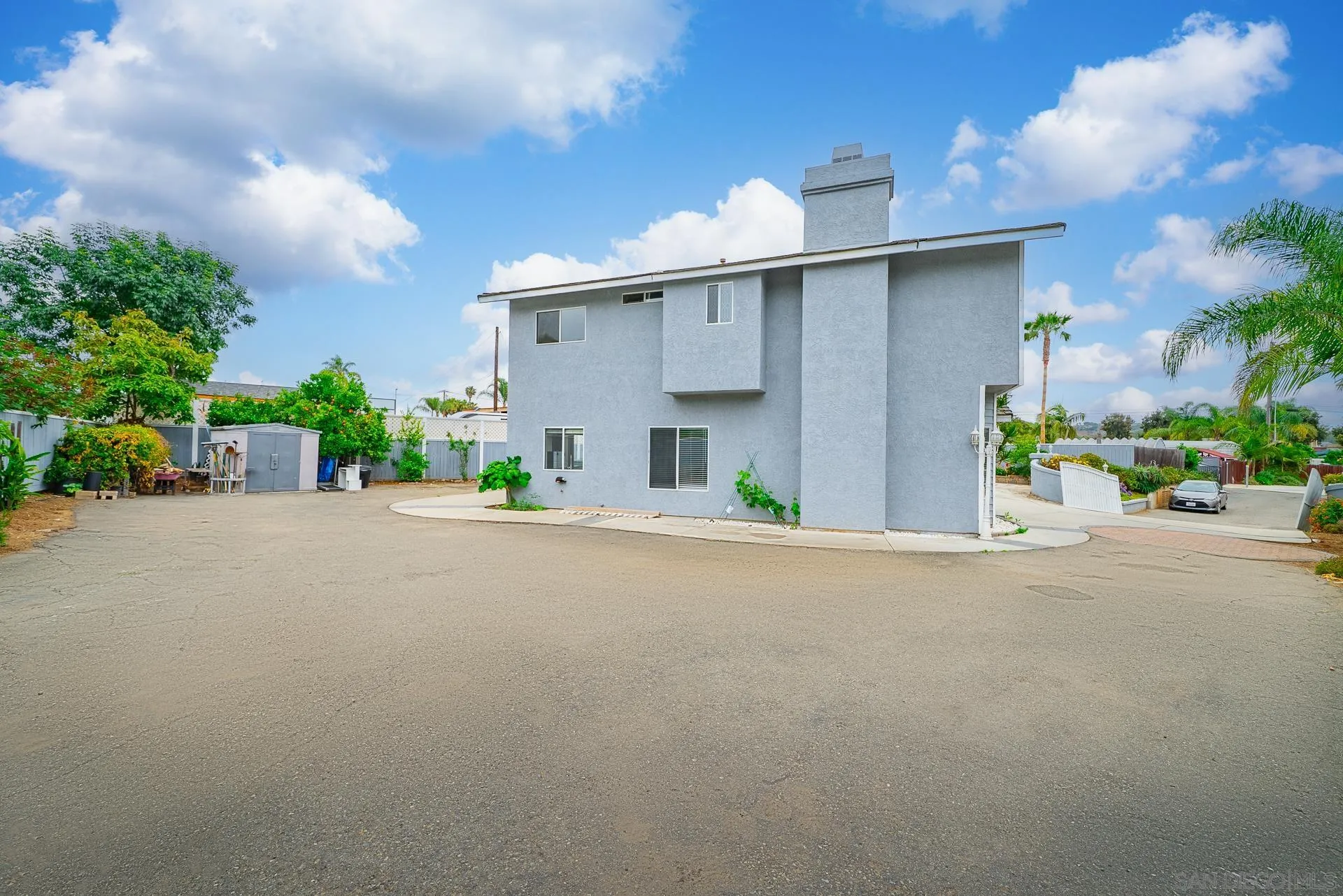 119 Smilax Road Vista, CA 92083 - Photo 32 of 36 Gallery Image 32