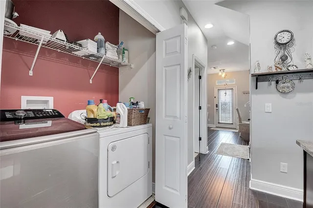 $299,000 | 505 Waterside Pointe Drive, Unit 87, Groveland, FL 34736